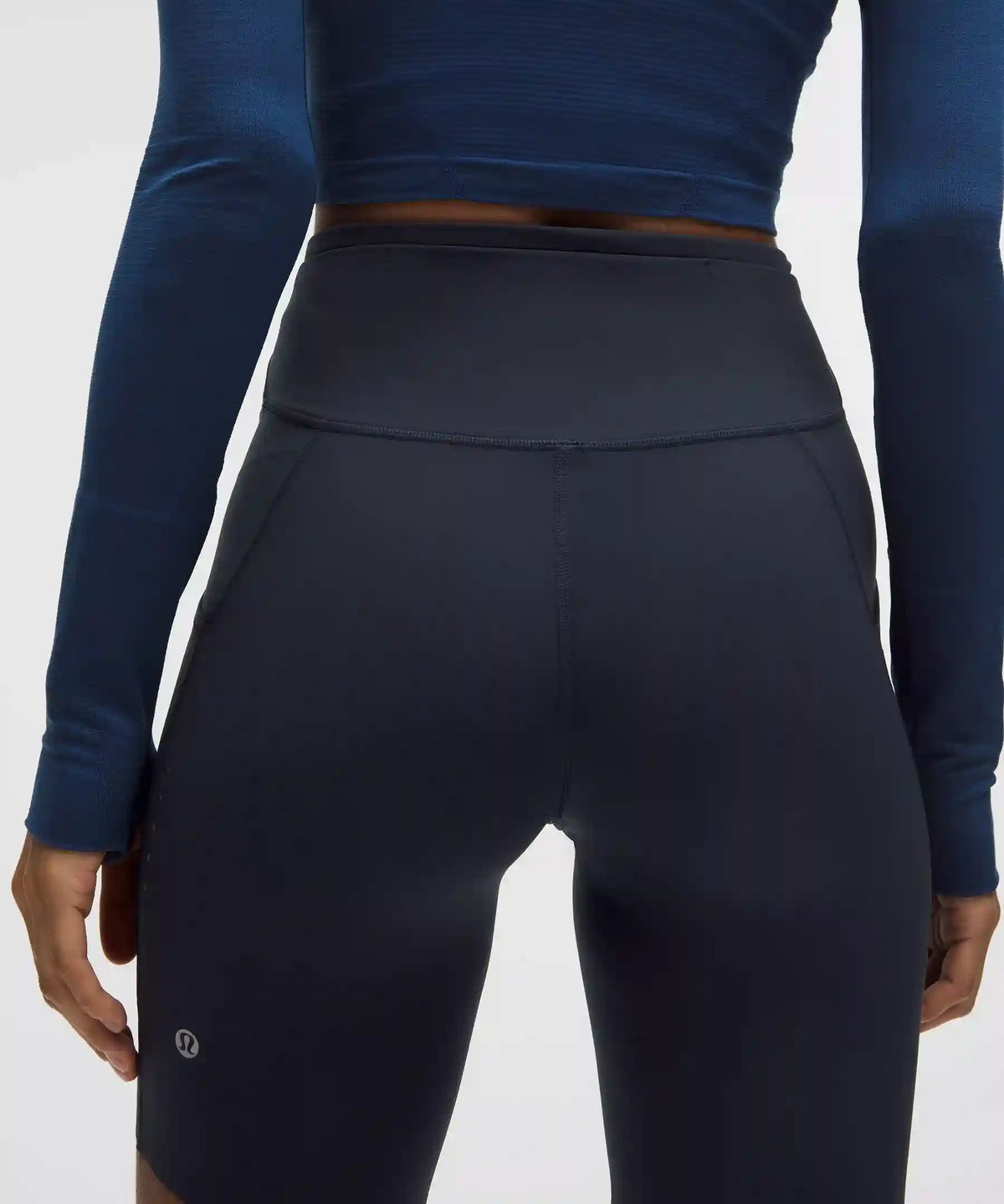 Fast and Free High-Rise Short 8" *5 Pocket