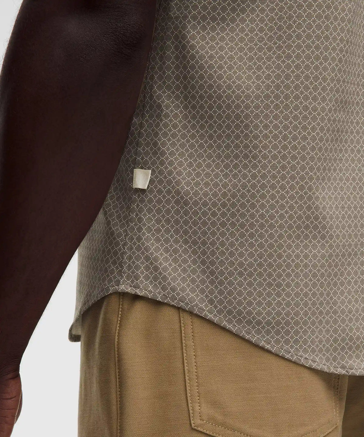 Airing Easy Short-Sleeve Shirt