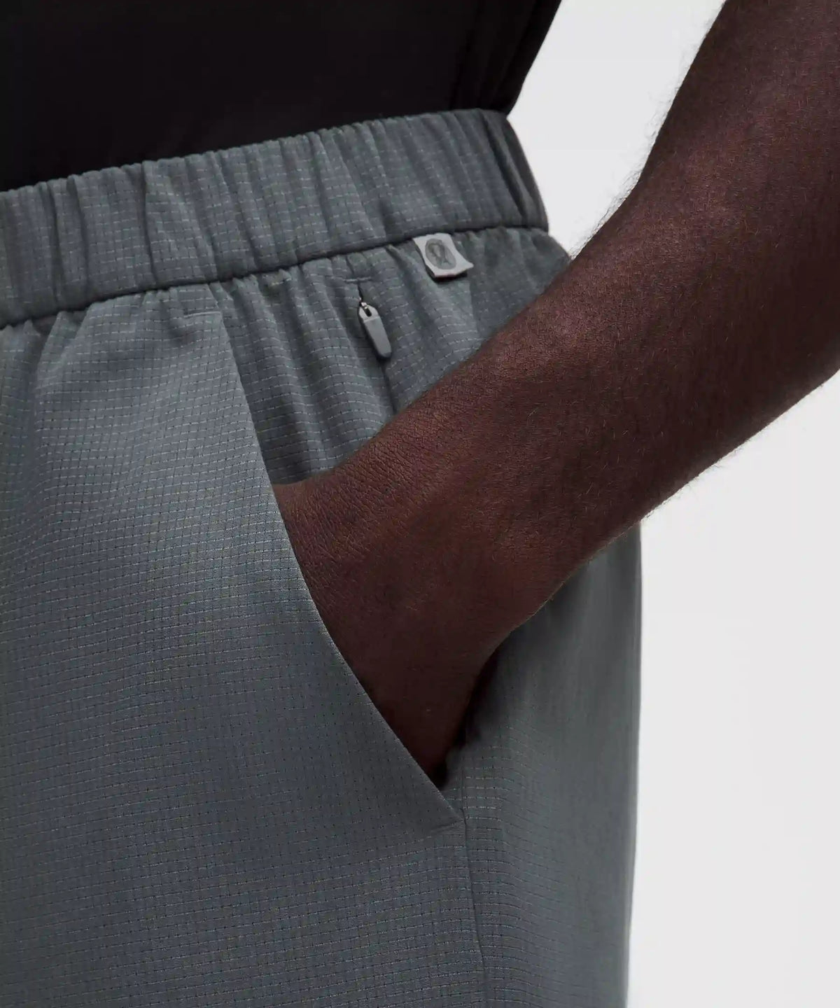 ABC WovenAir Pull-On Short 7"