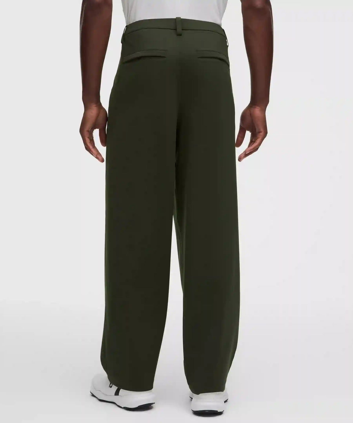 Men's Daydrift Relaxed-Fit Pleated Trouser *Regular