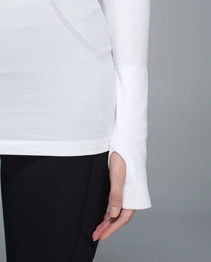 Swiftly Tech Long-Sleeve Shirt 2.0 *Hip Length