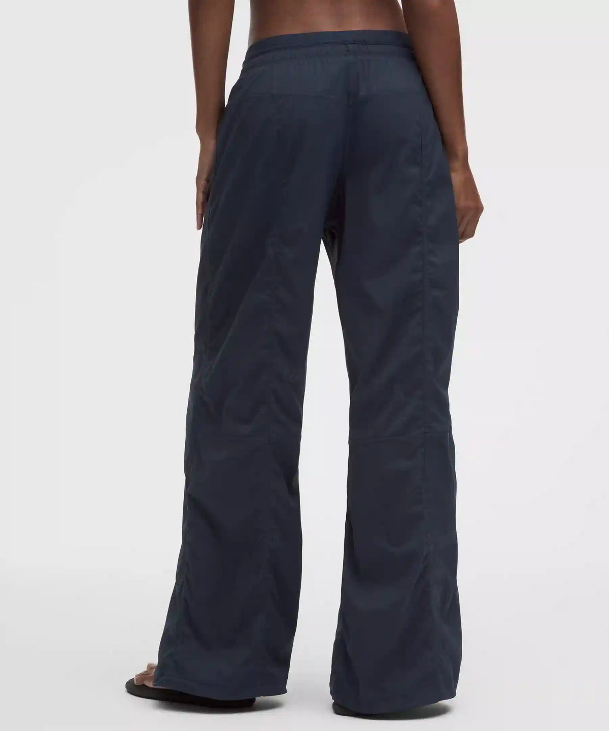 Dance Studio Evolve Low-Rise Oversized Pant *Regular
