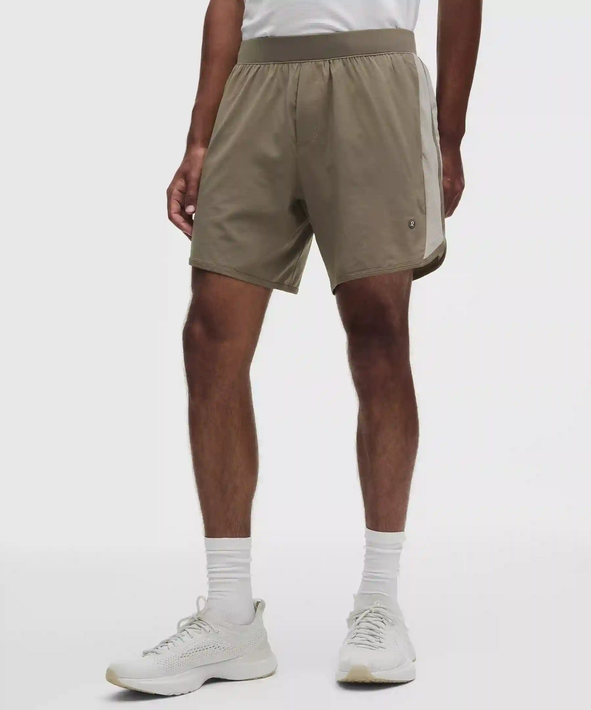 Lightweight Mesh-Pannelled Tennis Short 7"