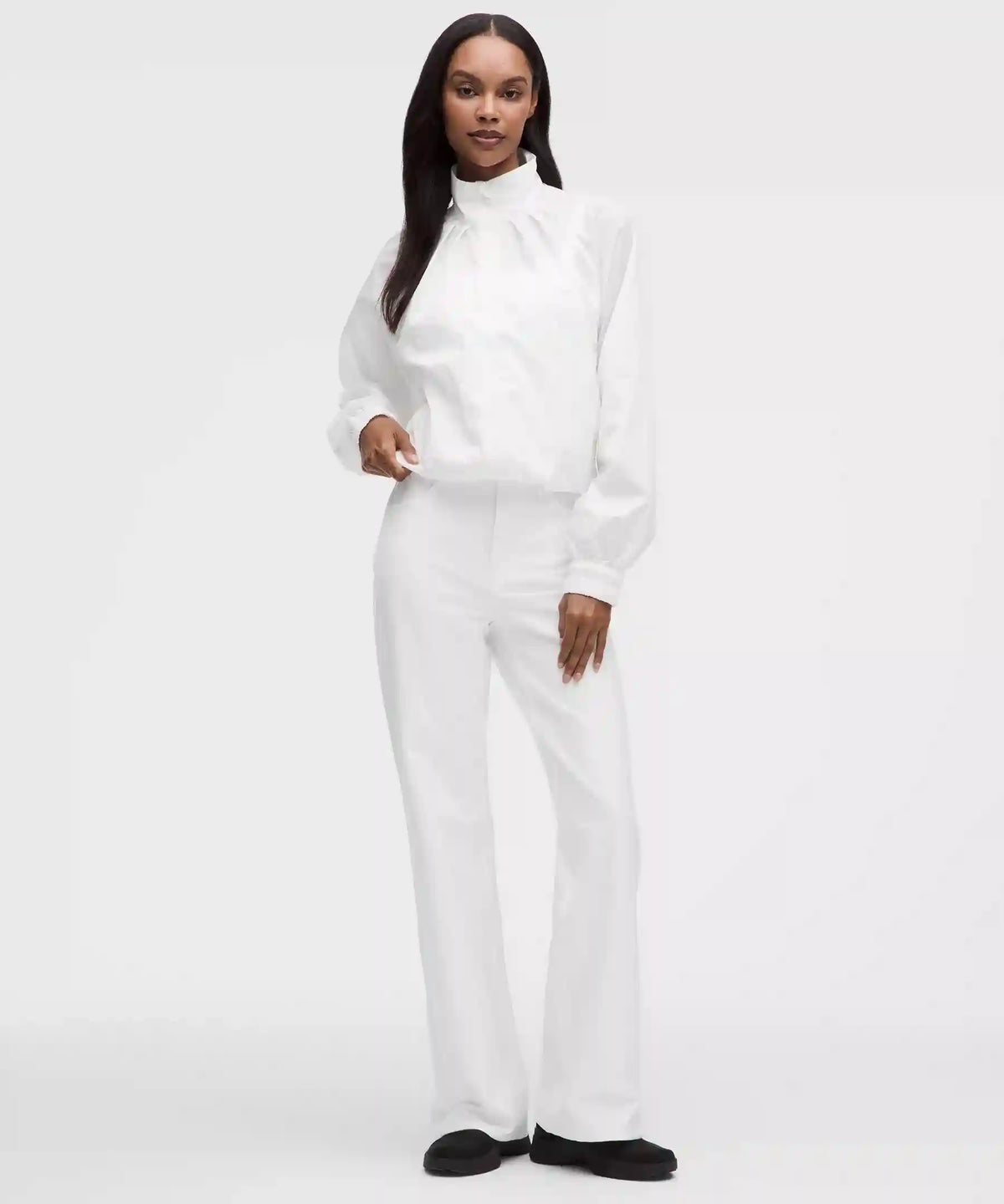 EasyFive High-Rise Subtle-Flare Pant *Short