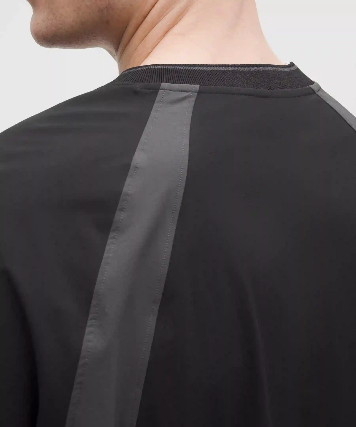 Water-Repellent Golf V-Neck Pullover