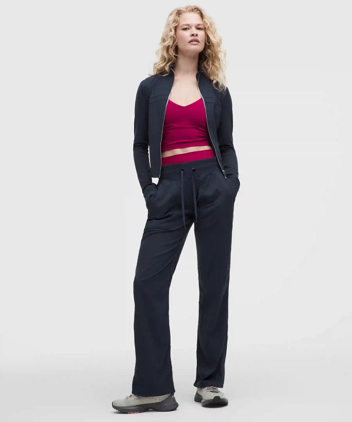 Dance Studio Mid-Rise Pant *Regular