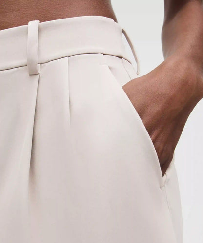 Daydrift Pleated High-Rise Short 5"