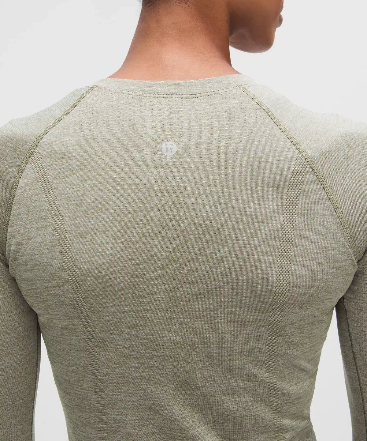 Swiftly Tech Long-Sleeve Shirt 2.0 *Hip Length