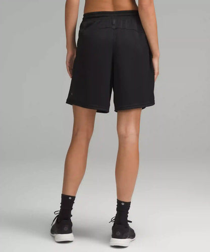 Relaxed-Fit Mesh Training Short 8"