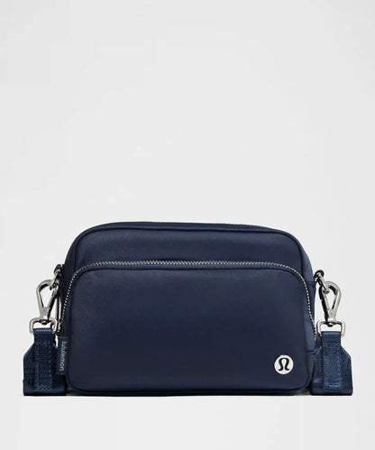 Everywhere Crossbody Bag 2L *Metal Hardware