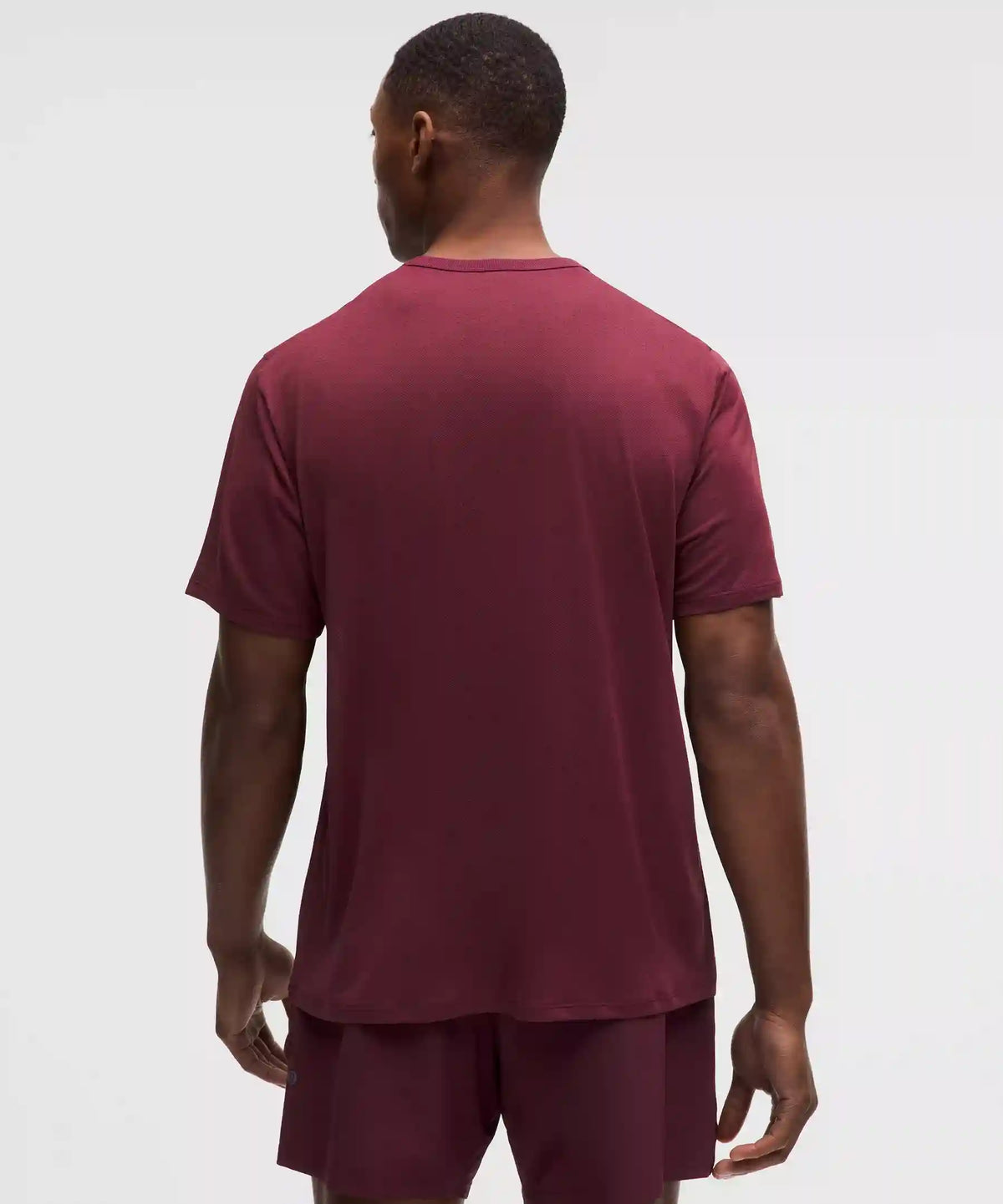 Men's Fast and Free Short-Sleeve Shirt *Perforated Stripe