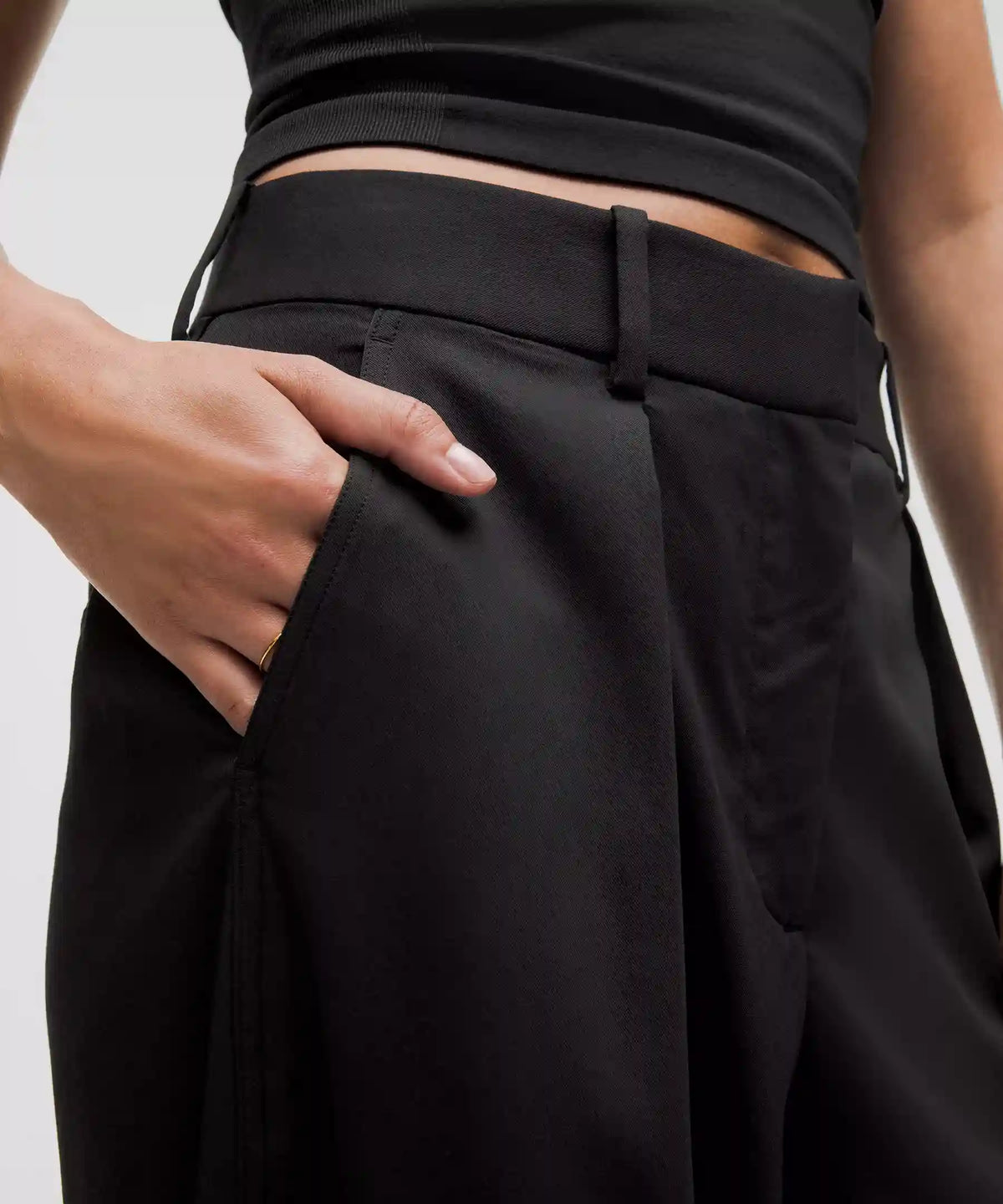 Pleat-Front High-Rise Trouser *Regular