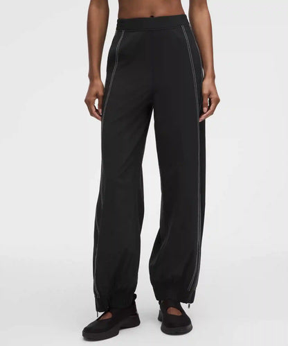 Define High-Rise Swift Jogger *Regular