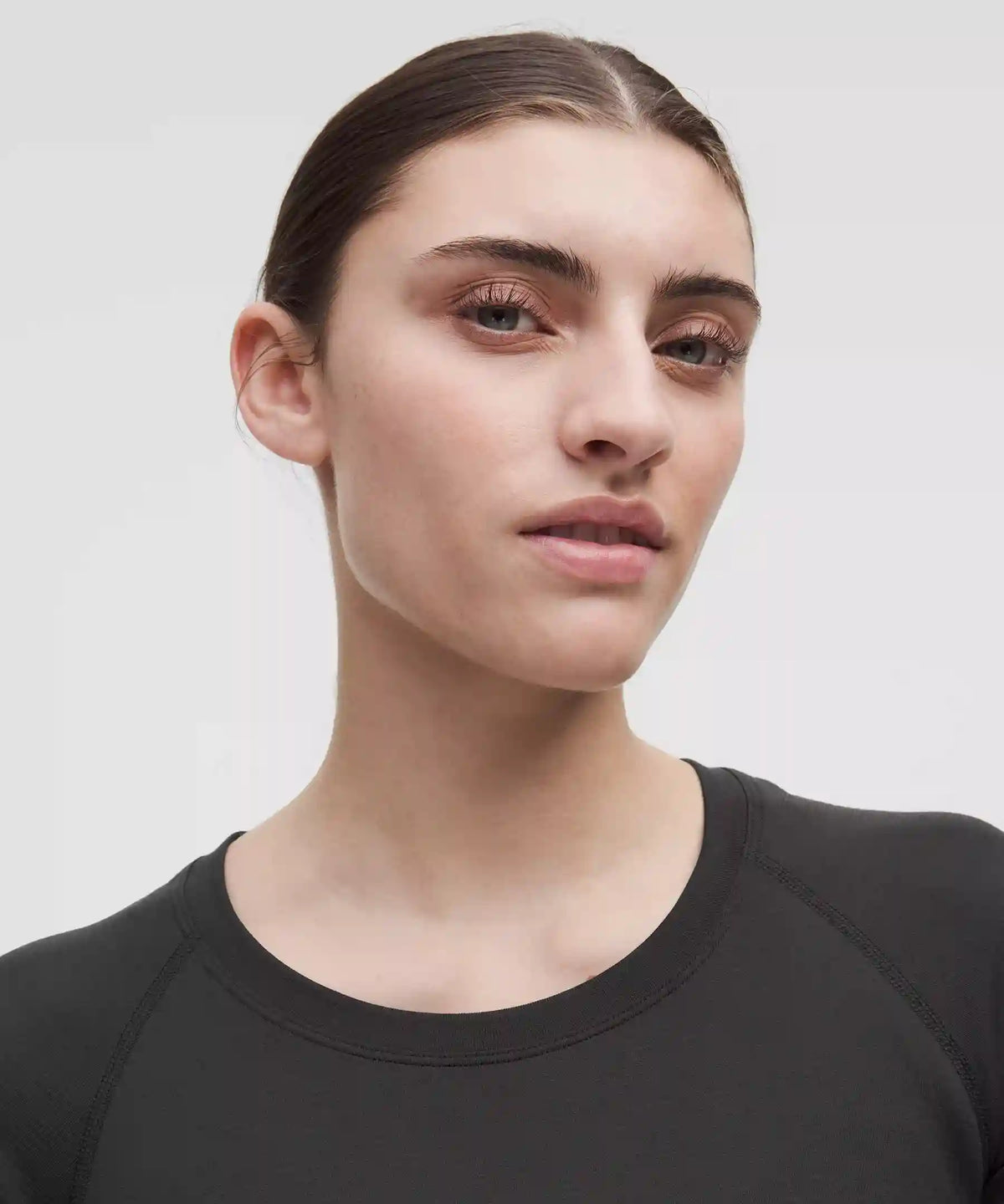 Swiftly Tech Short-Sleeve Shirt 2.0 *Hip Length