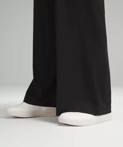 Swift Mid-Rise Wide-Leg Pant