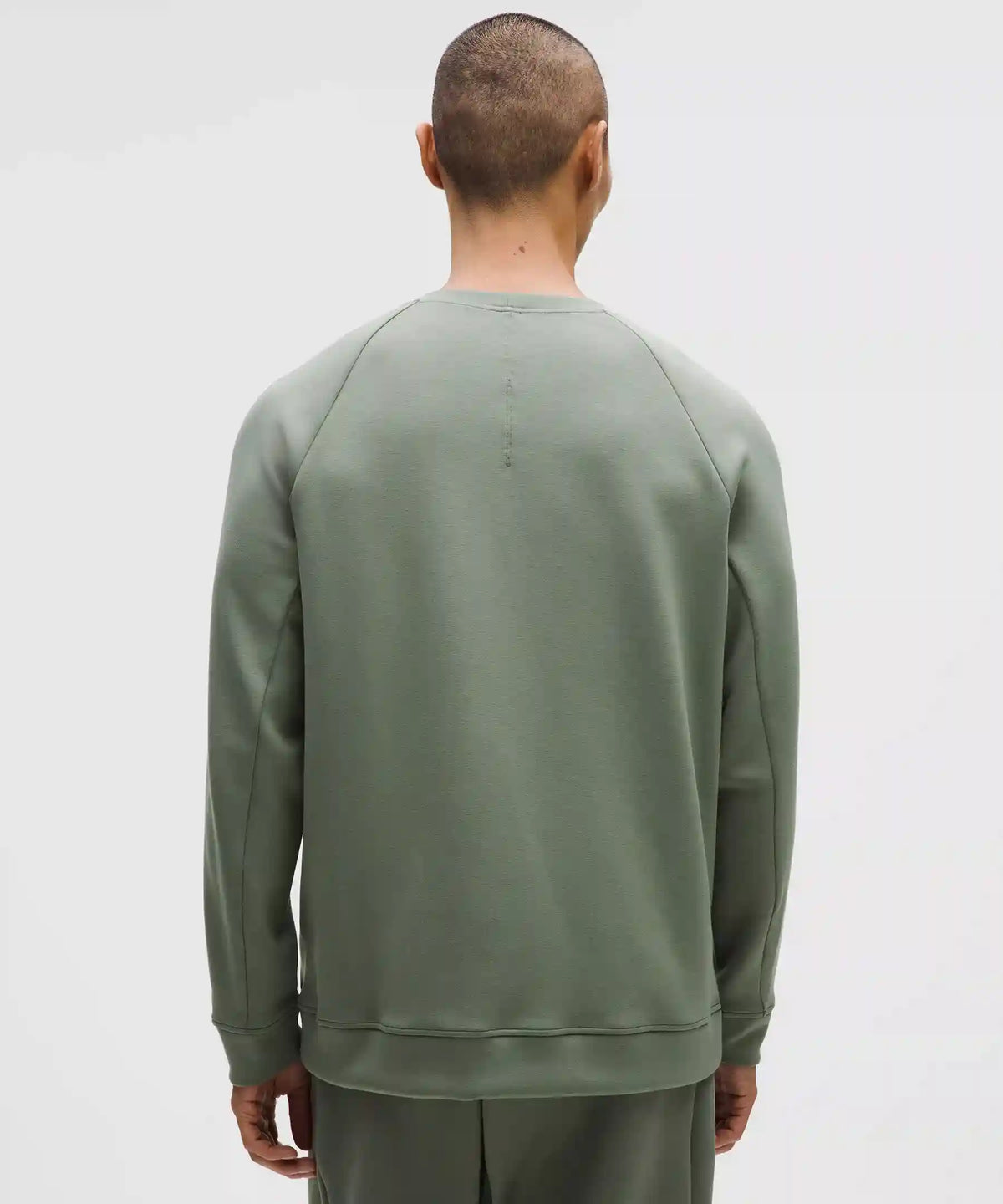 Smooth Spacer Classic-Fit Crew