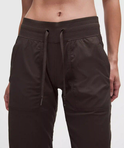 Dance Studio Mid-Rise Pant *Short