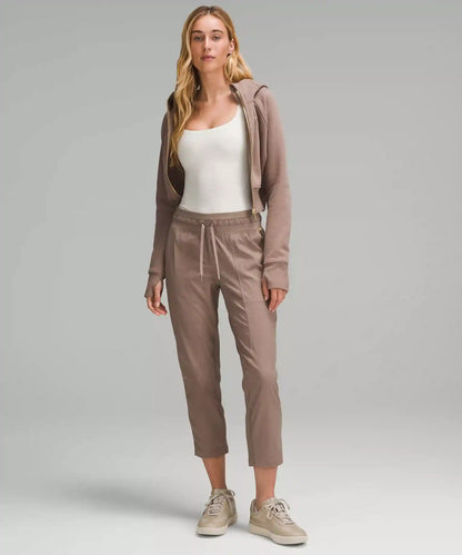 Dance Studio Mid-Rise Cropped Pant