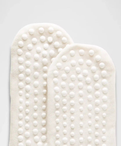 Unisex Find Your Balance Grip Quarter Socks