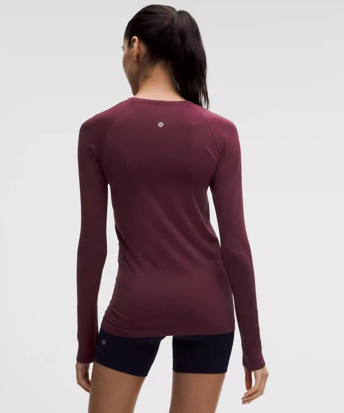 Swiftly Tech Long-Sleeve Shirt 2.0 *Hip Length