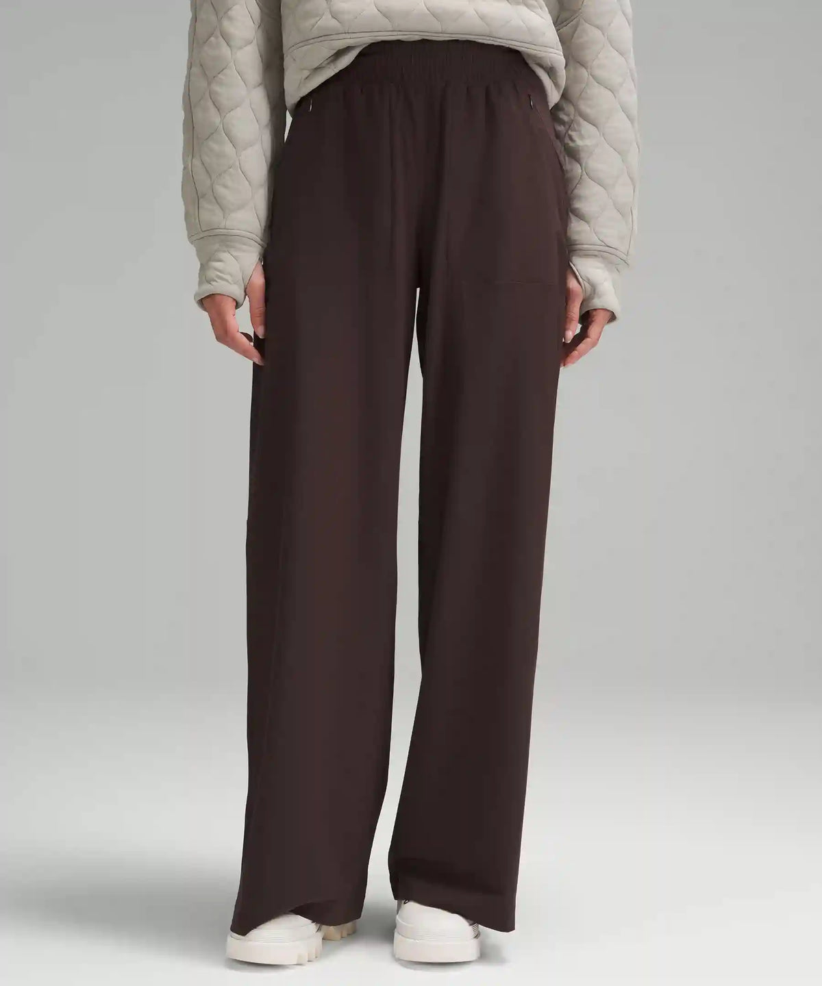 Swift Mid-Rise Wide-Leg Pant