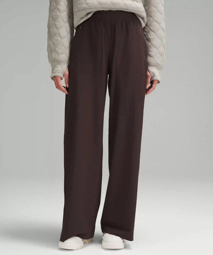 Swift Mid-Rise Wide-Leg Pant