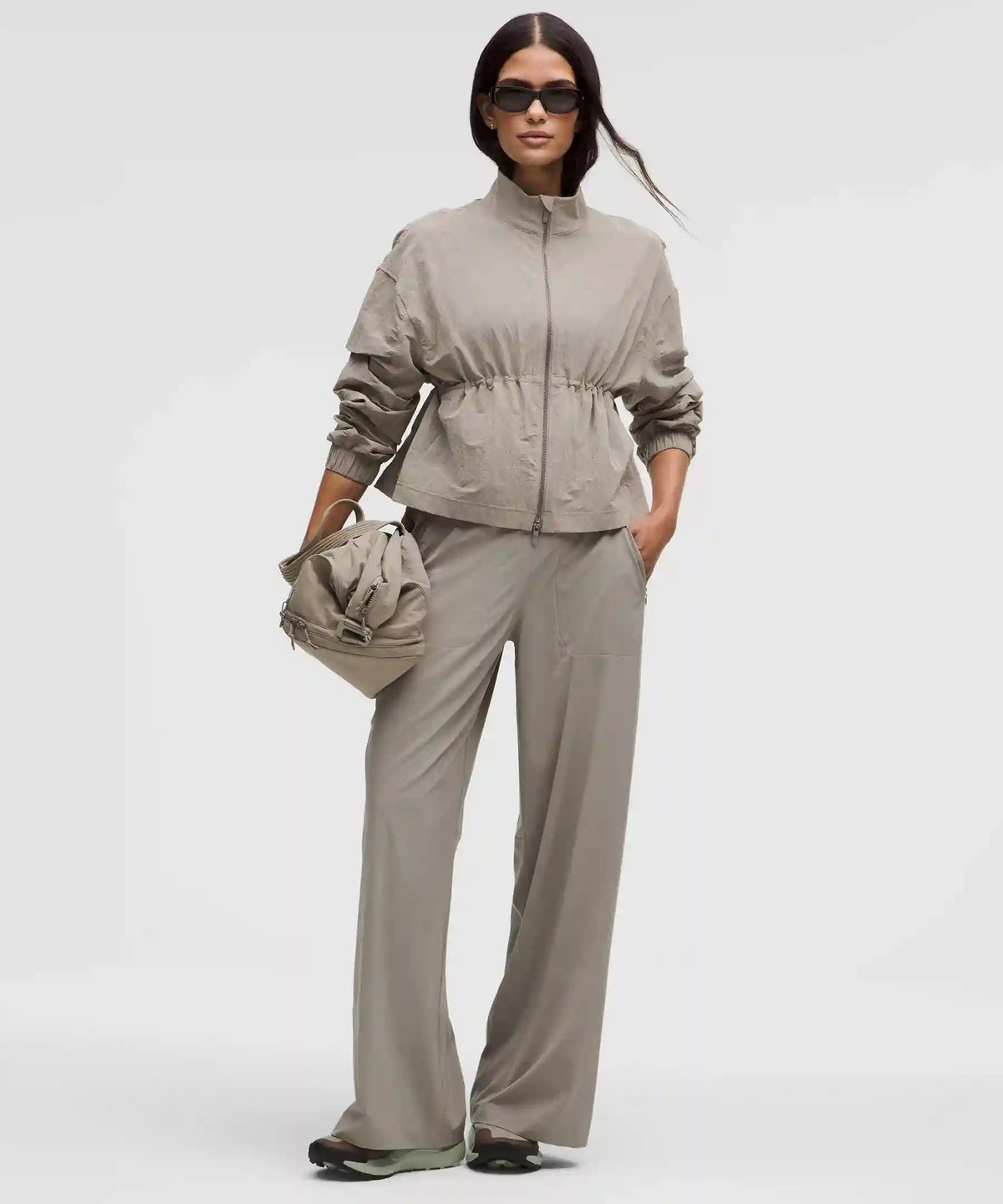 Swift Mid-Rise Wide-Leg Pant