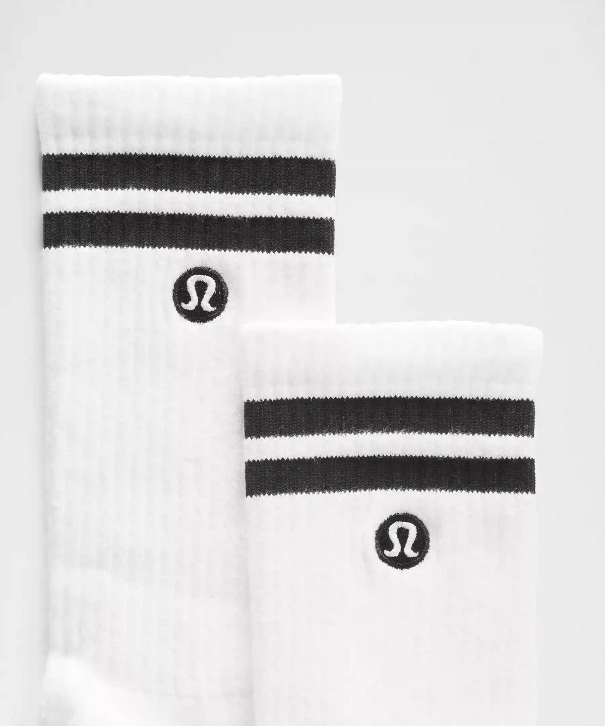 Unisex Daily Essential Crew Socks *Stripe
