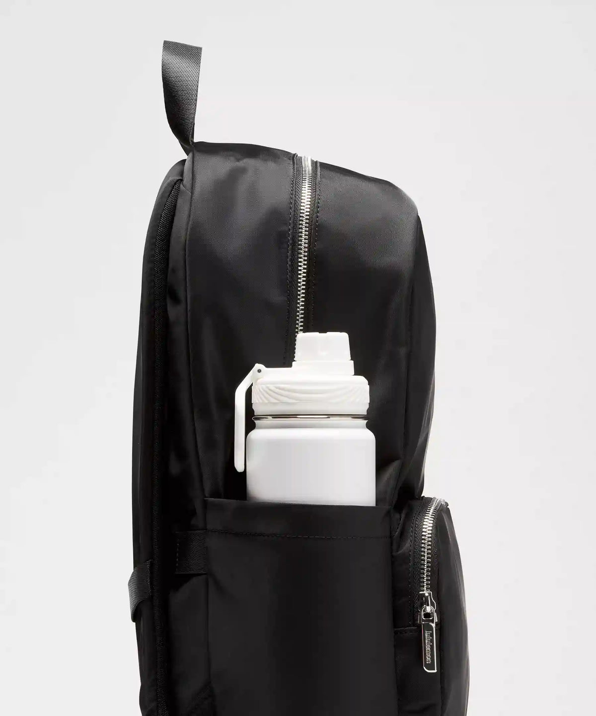 Everywhere Backpack 22L *Metal Hardware