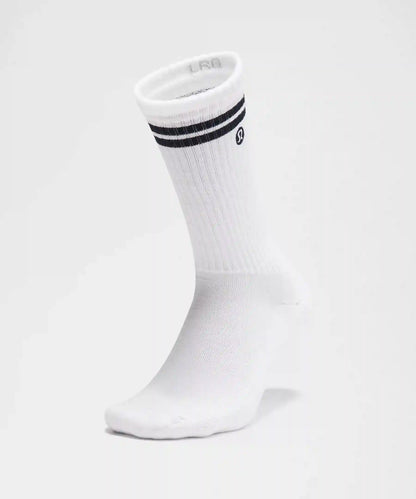 Unisex Daily Essential Crew Socks *Stripe