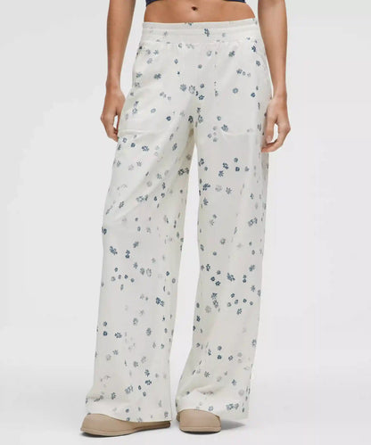 Swift Mid-Rise Wide-Leg Pant
