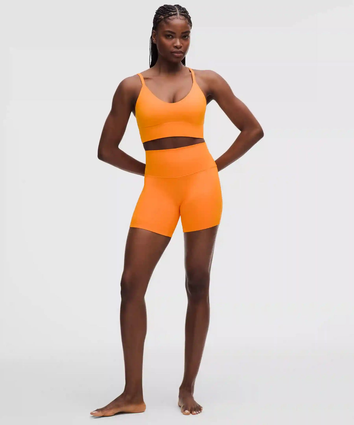 lululemon Focuser Scoop-Neck Bra Nulu *Light Support, C/D Cup