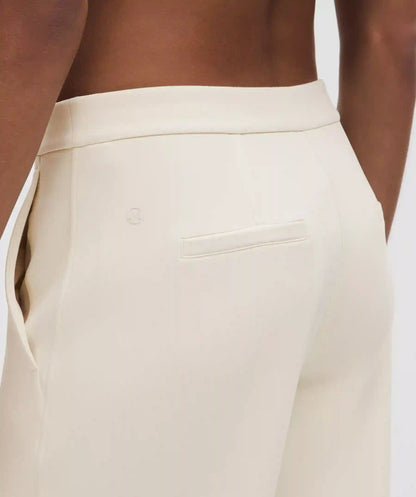 Softstreme Pintuck Mid-Rise Pant *Regular