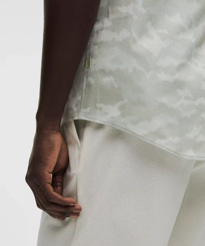 Airing Easy Short-Sleeve Shirt