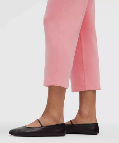 Softstreme High-Rise Straight-Leg Cropped Pant
