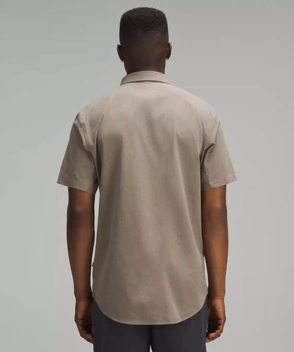 Airing Easy Short-Sleeve Shirt