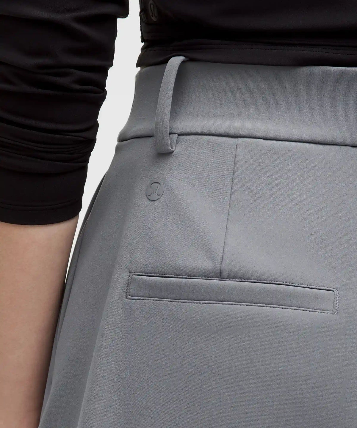 Daydrift Pleated High-Rise Short 7"