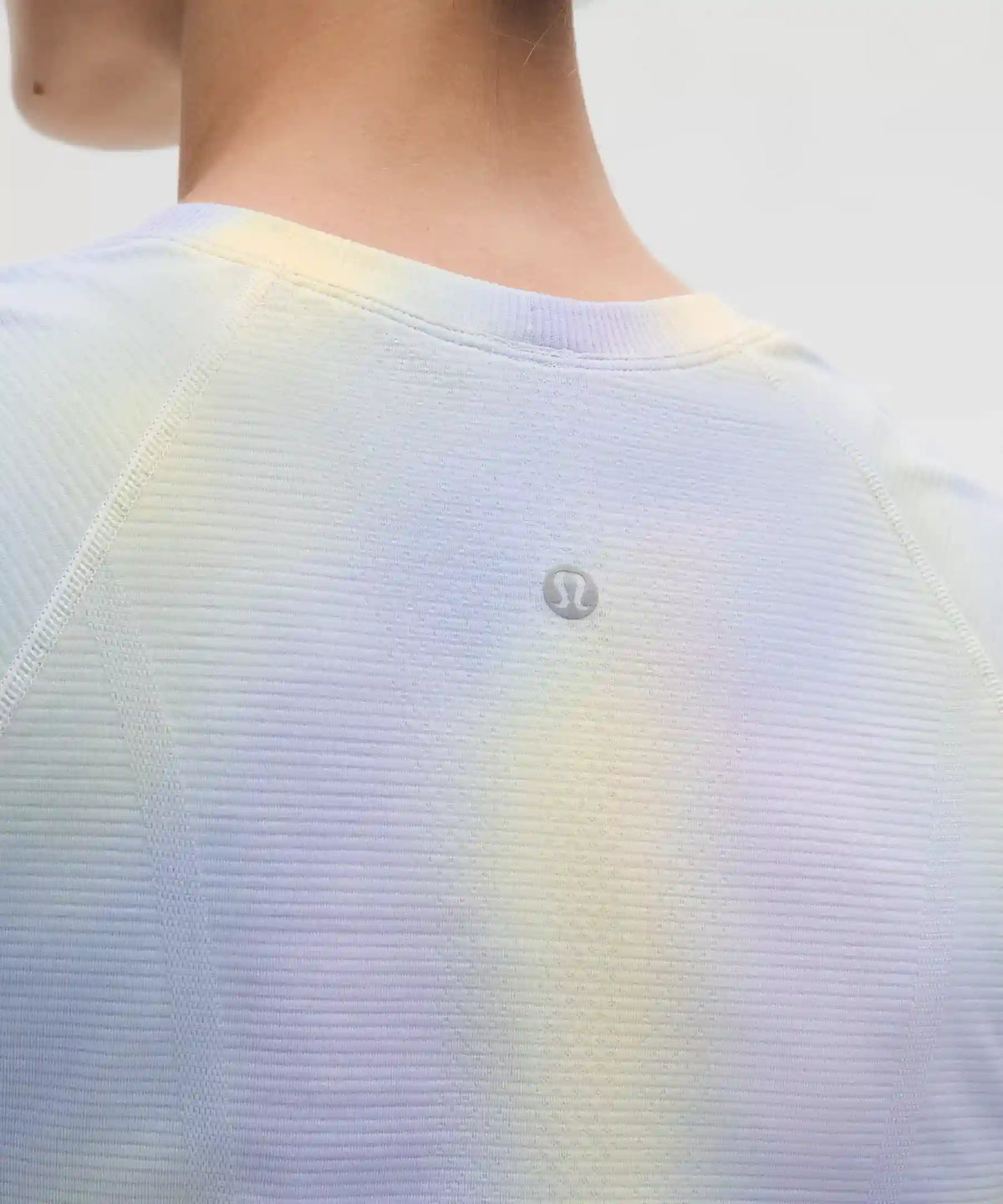 Swiftly Tech Short-Sleeve Shirt 2.0 Hip Length *Wash