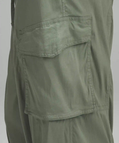 Lightweight Adjustable Mid-Rise Cargo Pant