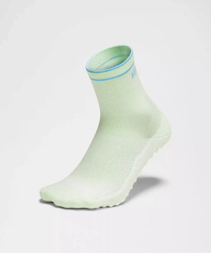 Unisex Find Your Balance Grip Quarter Socks