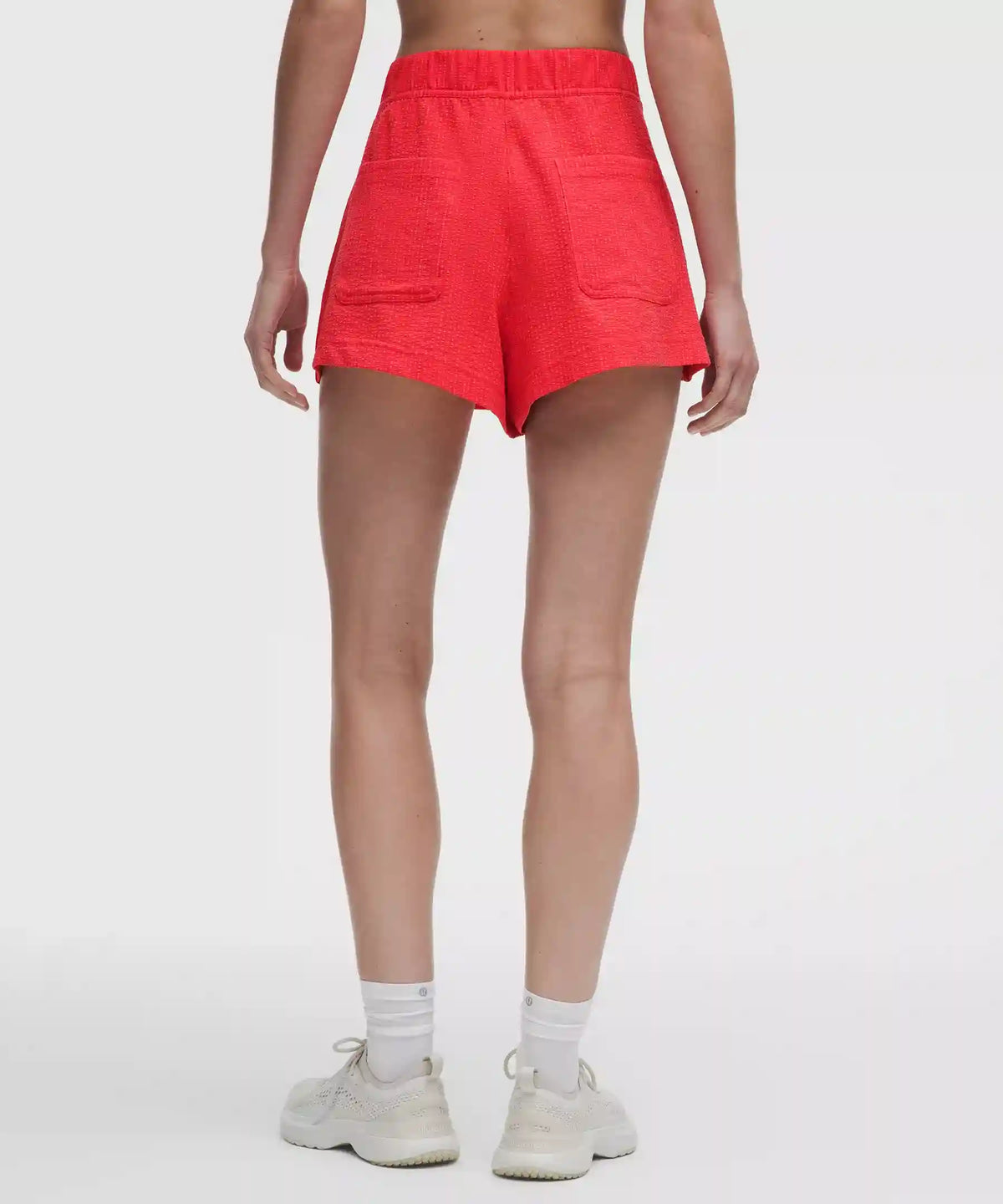 Seersucker WovenAir High-Rise Pleated Short 3.5"