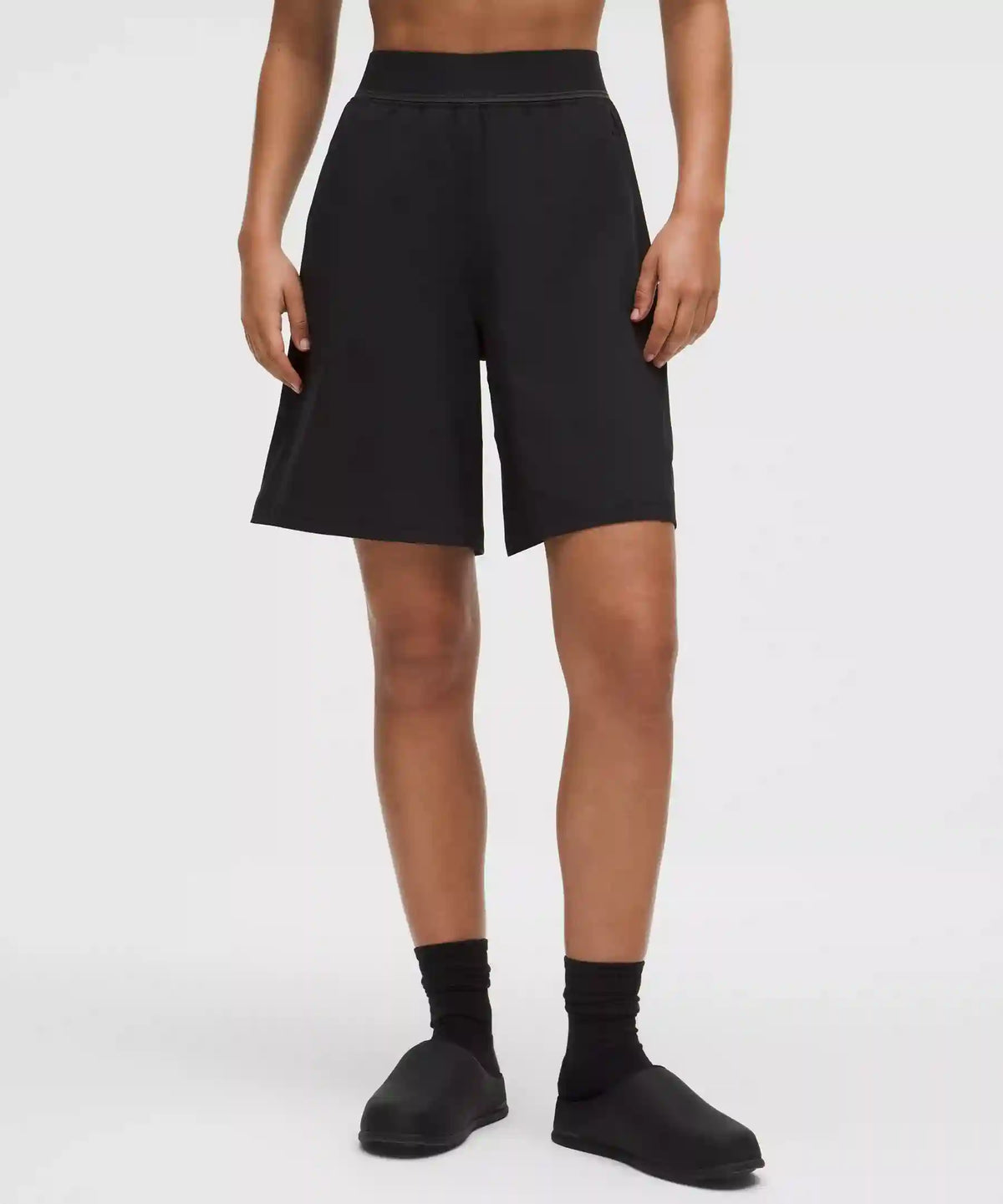 Swift Relaxed Short 9" *Logo Waistband