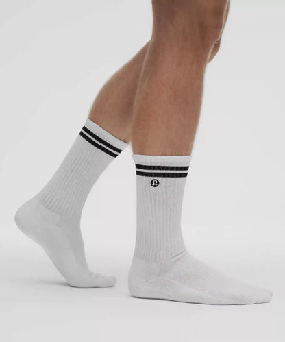 Unisex Daily Essential Crew Socks *Stripe