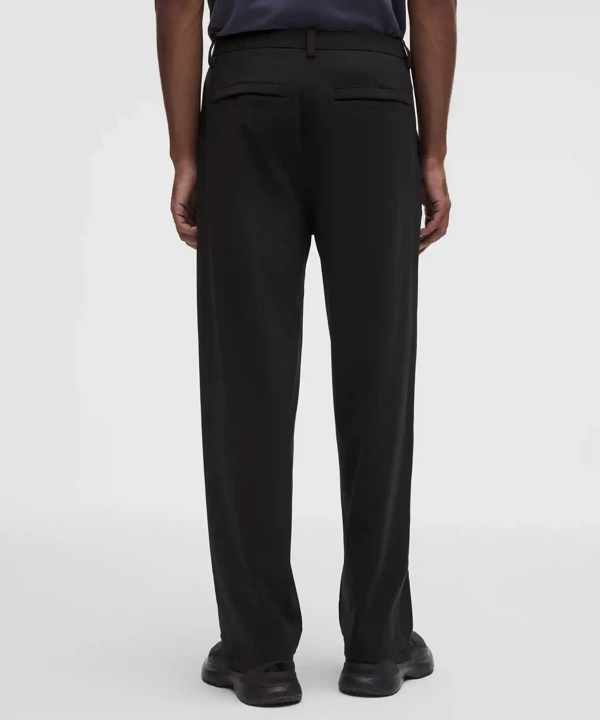 Men's Daydrift Relaxed-Fit Pleated Trouser *Regular