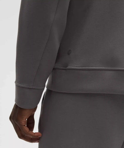 Smooth Spacer Classic-Fit Crew