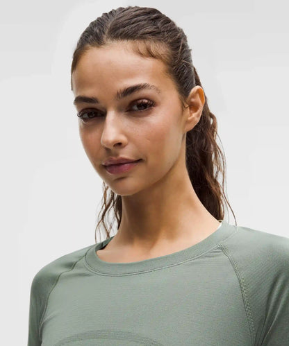 Swiftly Tech Long-Sleeve Shirt 2.0 *Hip Length