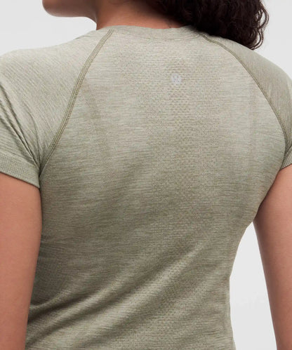 Swiftly Tech Short-Sleeve Shirt 2.0 *Hip Length