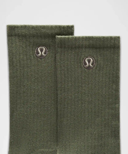 Unisex Daily Essential Crew Socks *3 Pack
