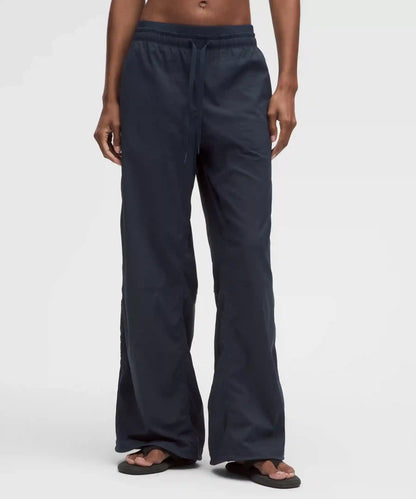 Dance Studio Evolve Low-Rise Oversized Pant *Regular