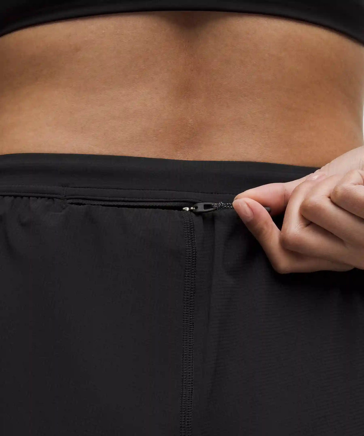 Mile Maker Run Crew Graphic Woven High-Rise Short 3"